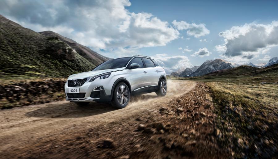  Peugeot 4008 GT 2016 года  (CN) (фото 11 из 18)